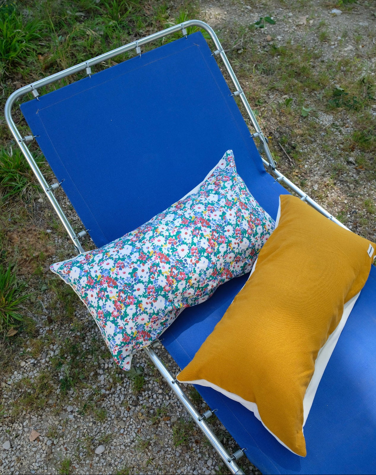 Tournesol +One Cushion