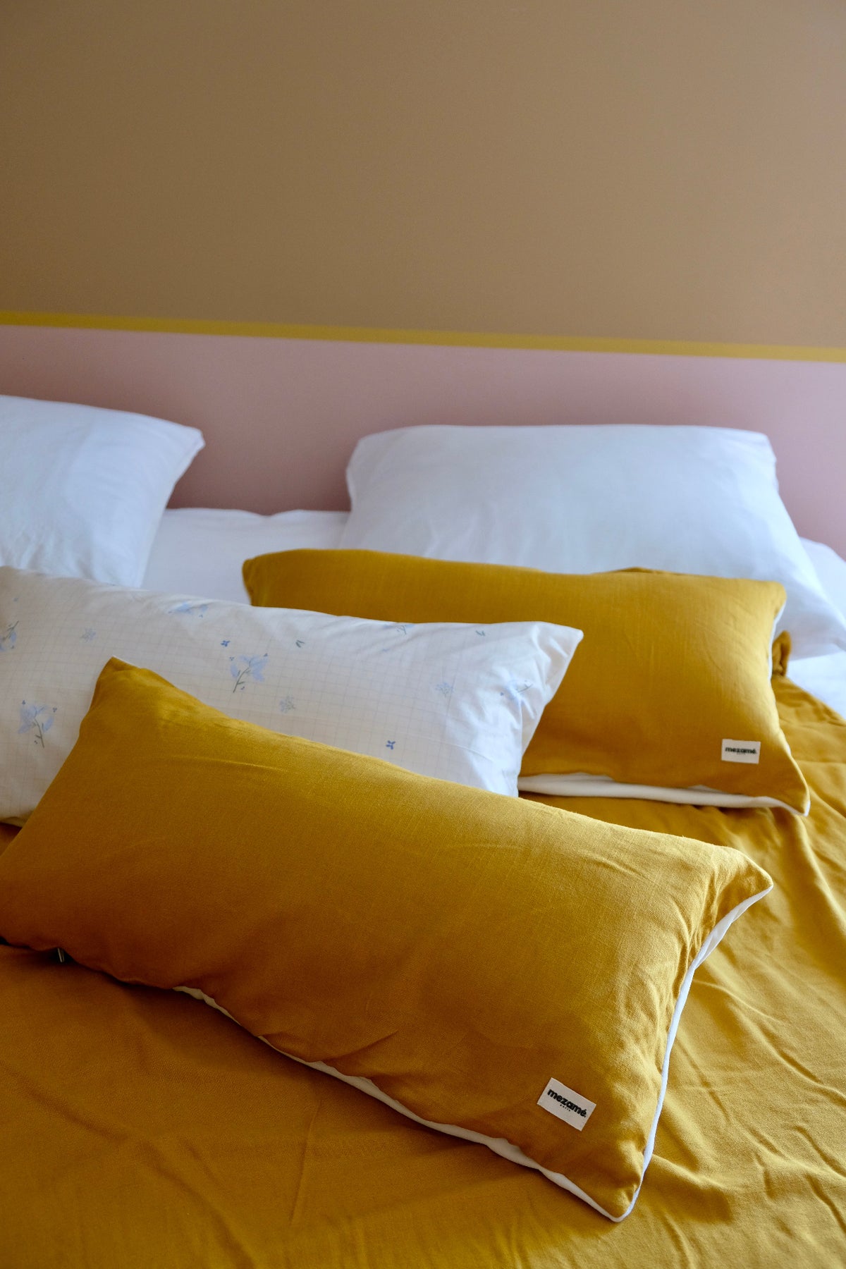 Tournesol +One Cushion