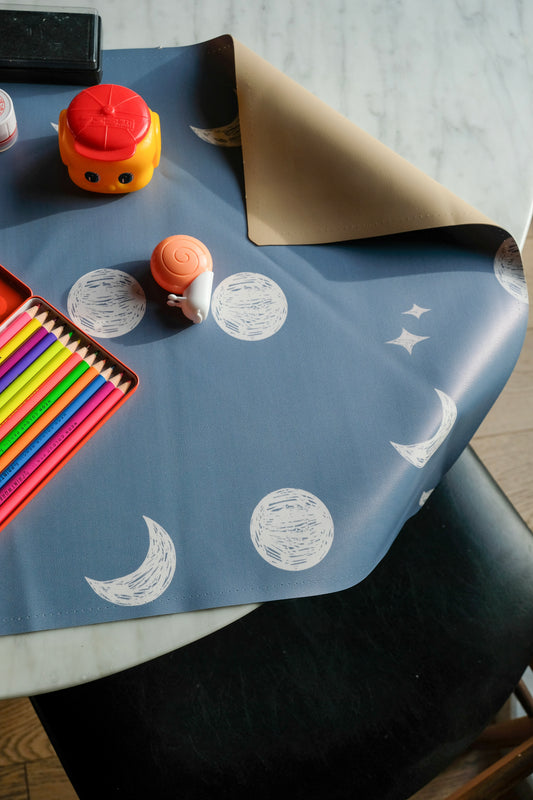 To the moon / Sésame Rectangular Waterproof Activity Tablecloth
