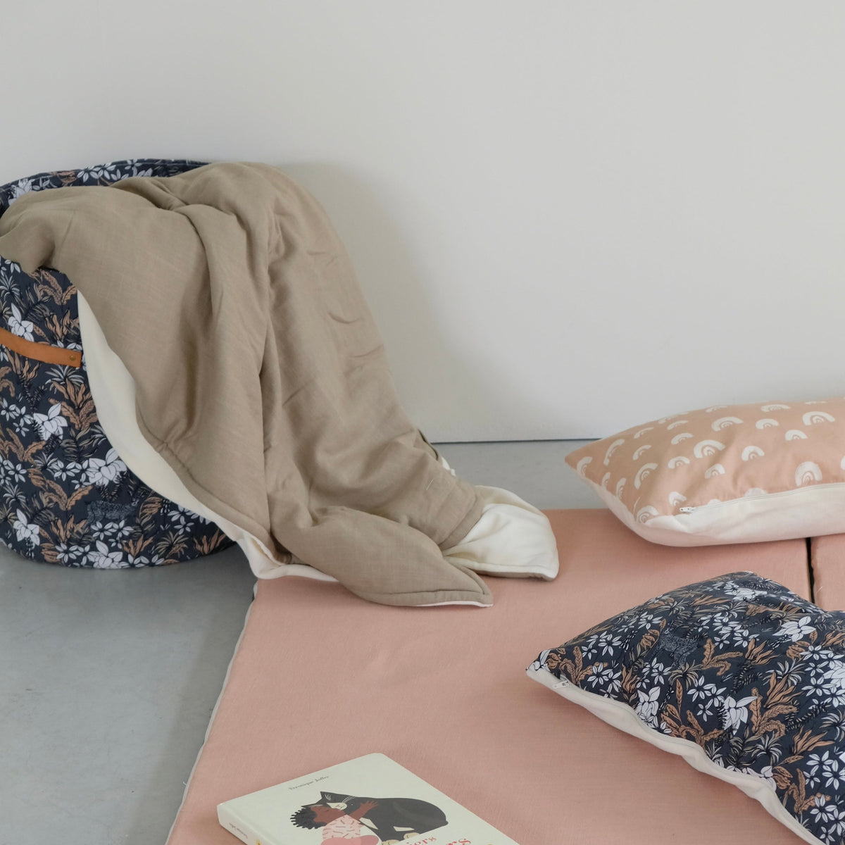 zachte en warme knusse deken maxi-formaat kleur Beige Olive