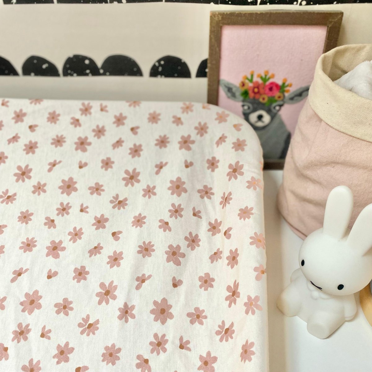 hoeslakens aankleedkussen en verschoonmat jersey baby kind roze bloemenmotief