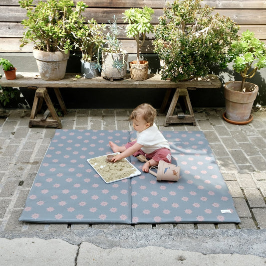 Wasserfester Bezug für Spiel-, Bewegungs- und Aktivitätsmatte für Babys und Kinder 
wasserfest mit Sonnenprint