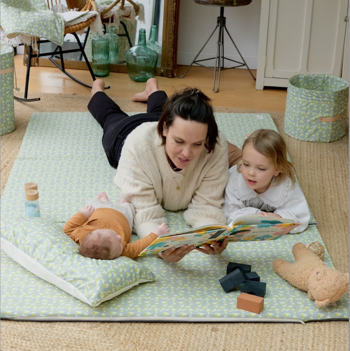 motor skills mat cover lemon pattern