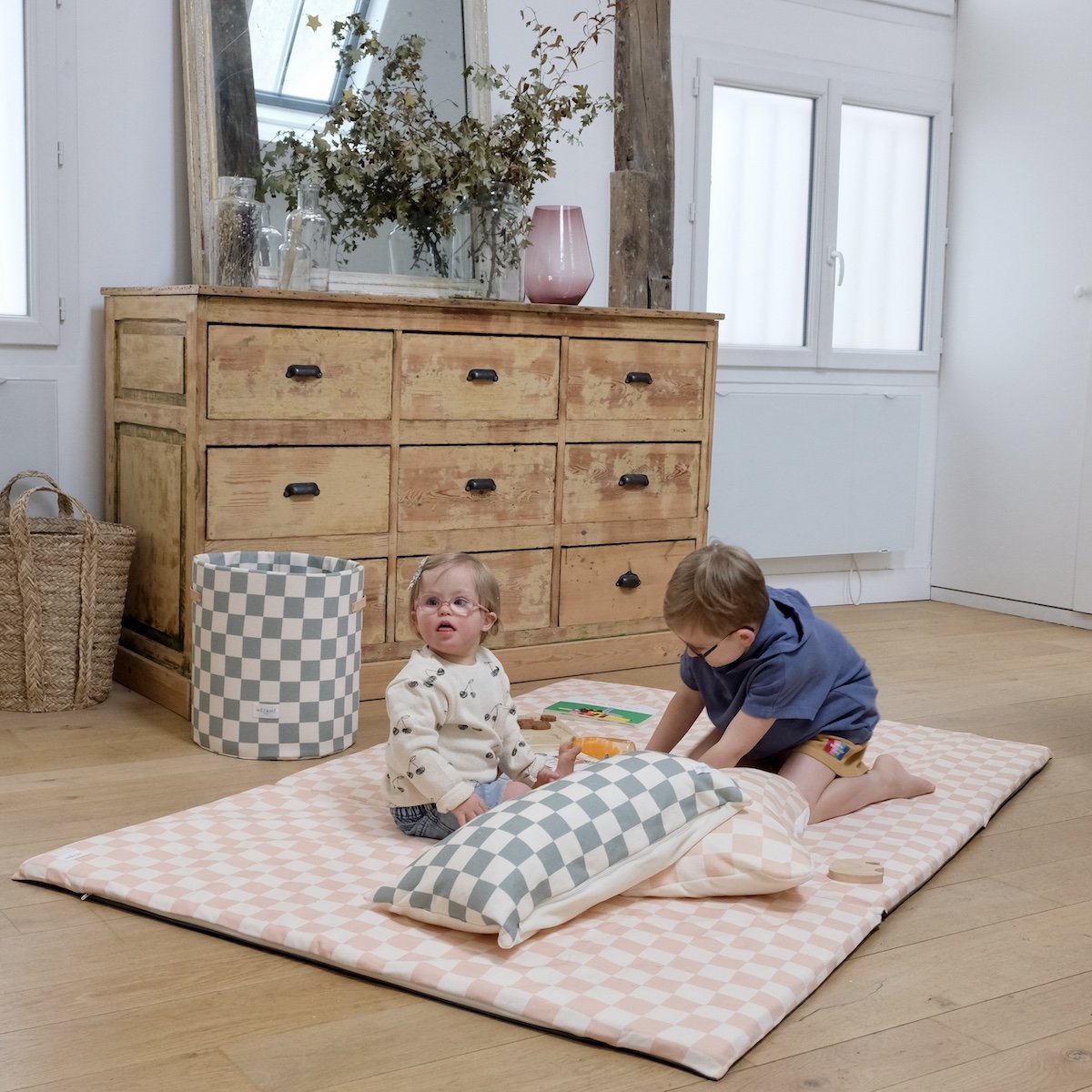 rallonge tapis d'eveil motricité et jeux bebe enfant imprime damier rose XXL 