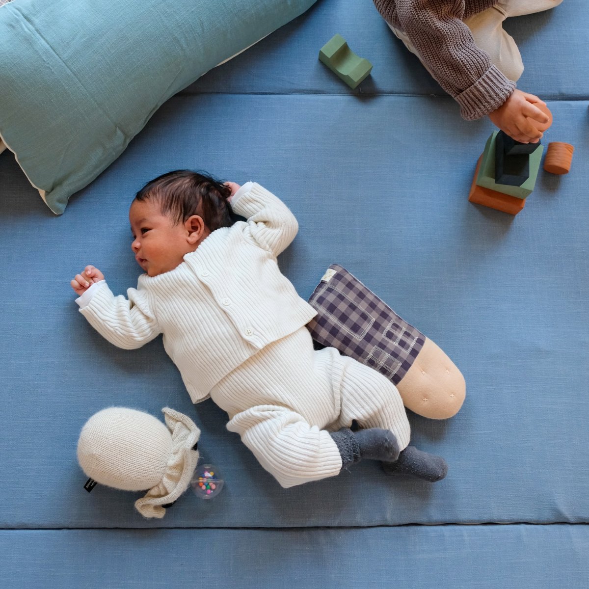 extension for baby and child activity, motor skills and play mat – large XXL format, plain blue