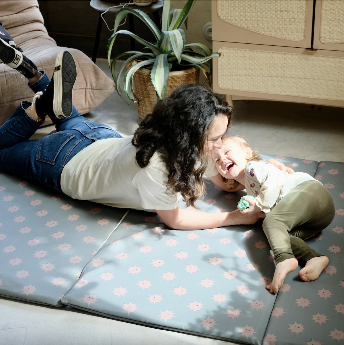 extensión alfombra de estimulación psicomotricidad y juegos bebé niño gran formato 
impermeable estampado sol