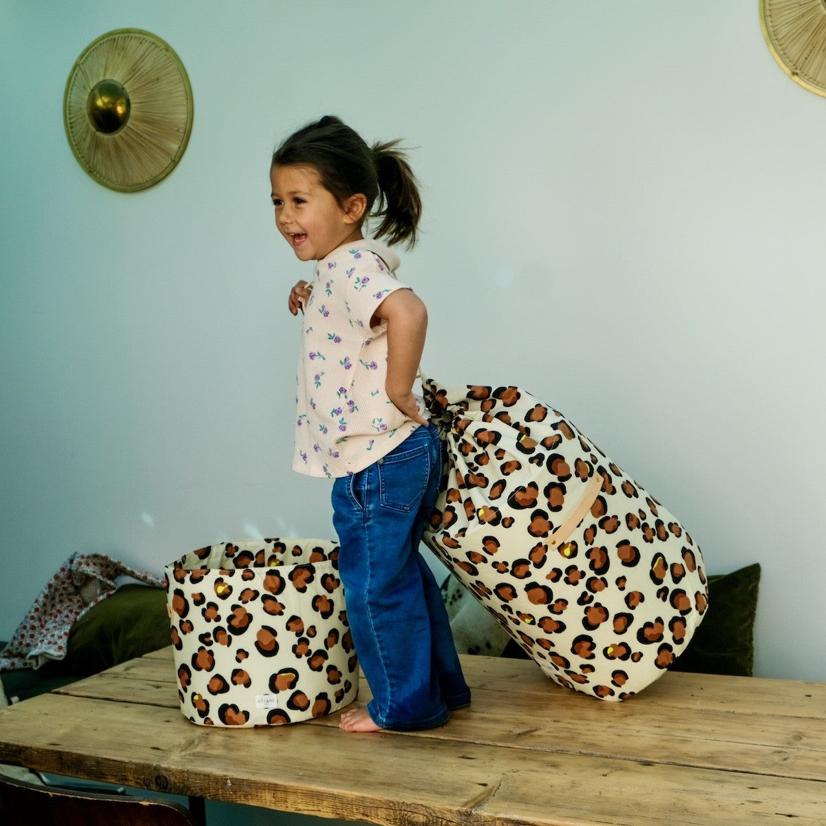 opbergmand kinderkamer panterprint