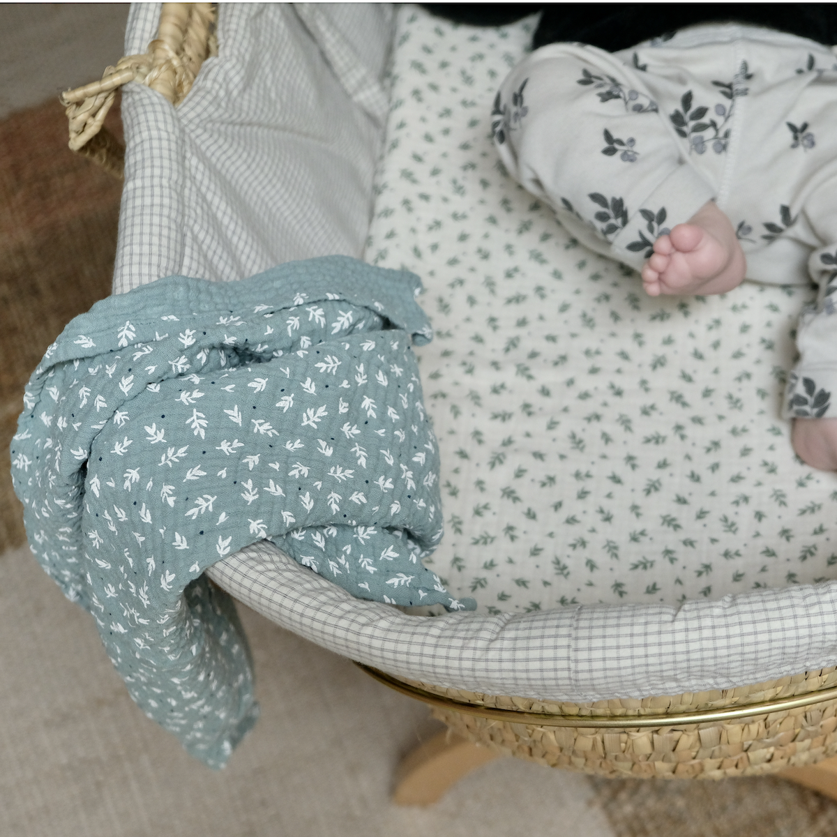 unverzichtbares Baby-Mulltuch aus Baumwollgaze in der Farbe Sauge